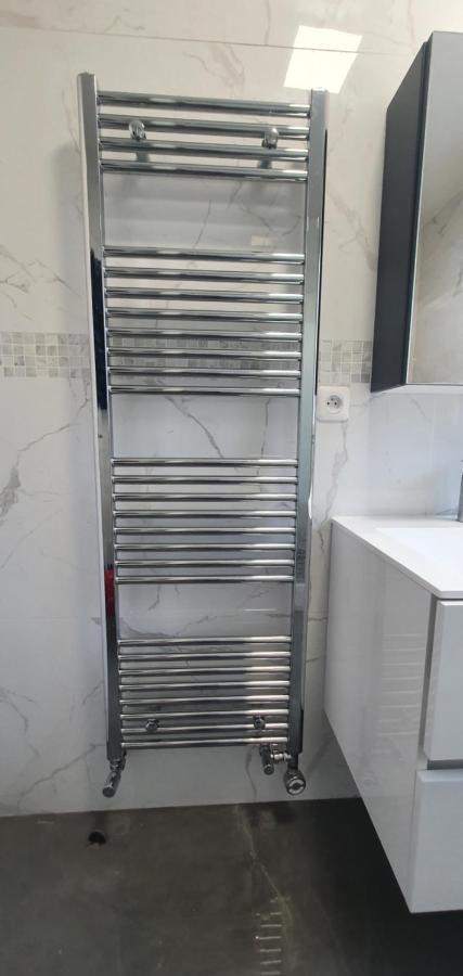 Location 3 Chambres Spacieuses Dans Appartment 2 Mn Rer Bussy Saint Georges מראה חיצוני תמונה
