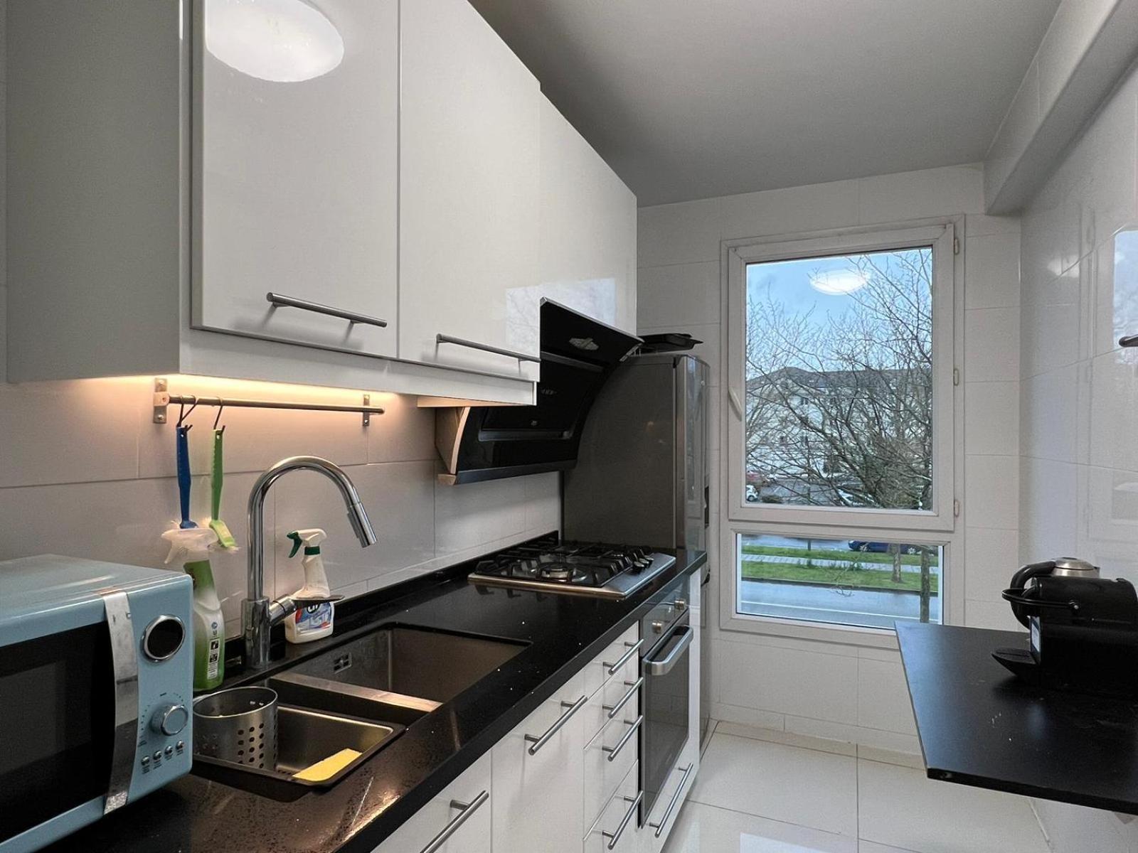 Location 3 Chambres Spacieuses Dans Appartment 2 Mn Rer Bussy Saint Georges מראה חיצוני תמונה